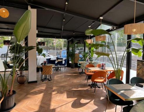 Hotel Suites Feria De Madrid Exterior foto